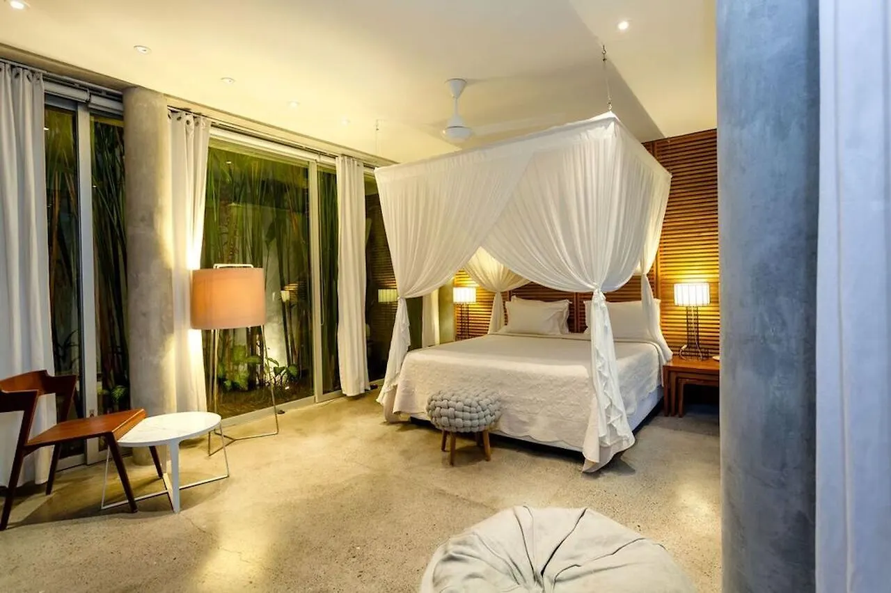 Villa C88 Seminyak  Σεμινιάκ